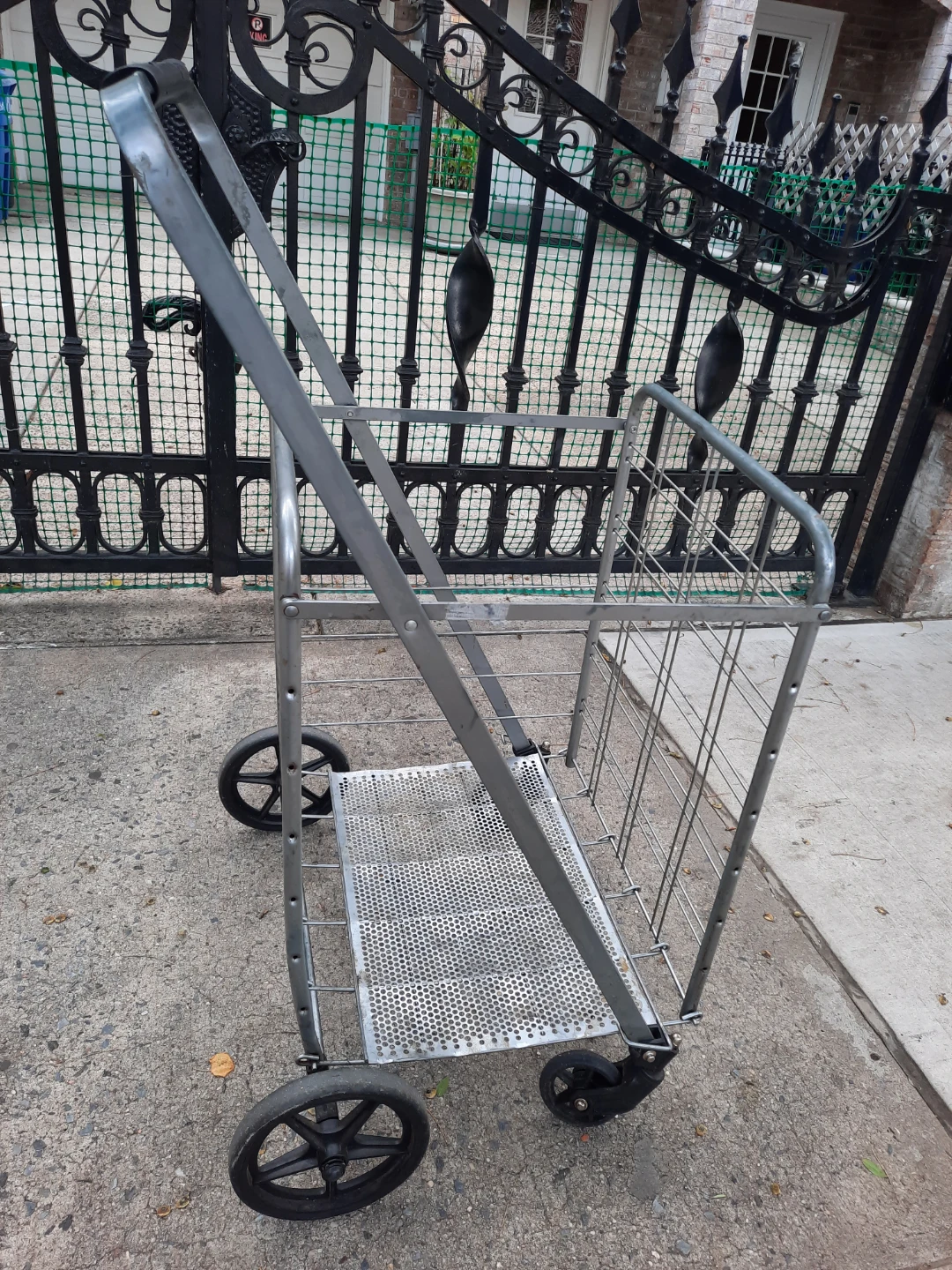 LARGE CART READ DESCRIPTION - photo 4