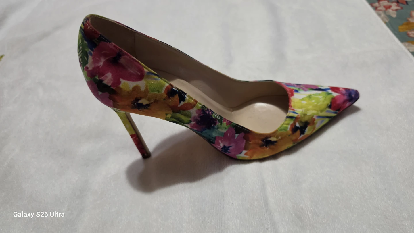 Manolo Blahnik Floral Print Stiletto Heels - photo 2