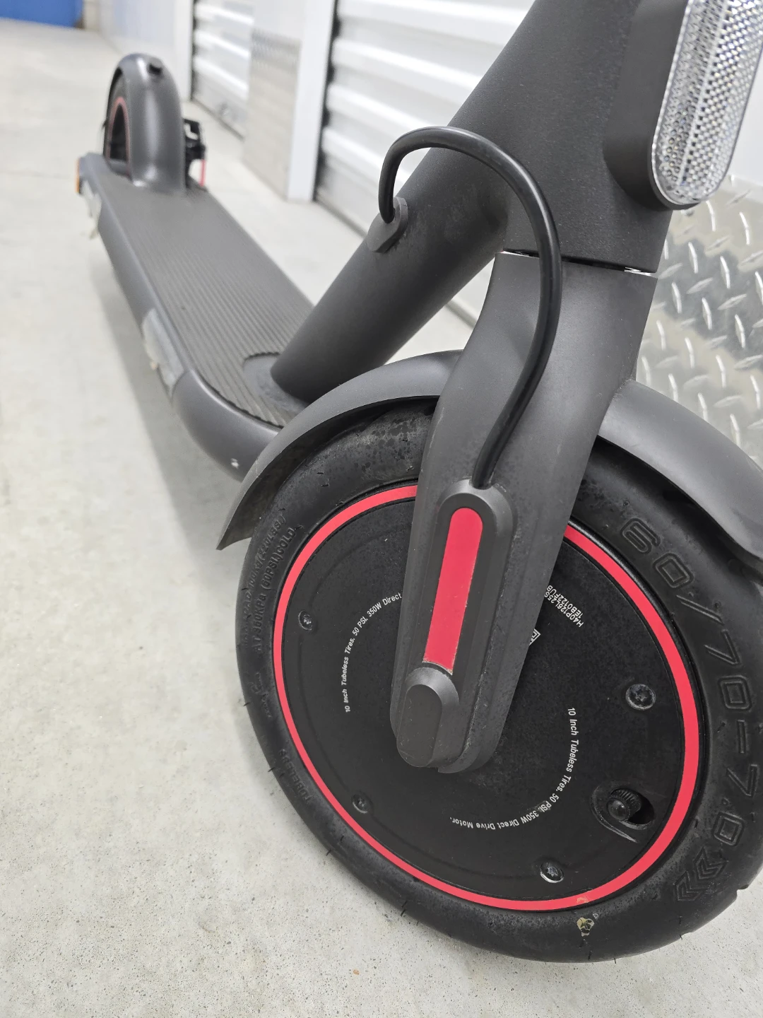 Xiaomi 4 Pro 2nd Gen Scooter - photo 3
