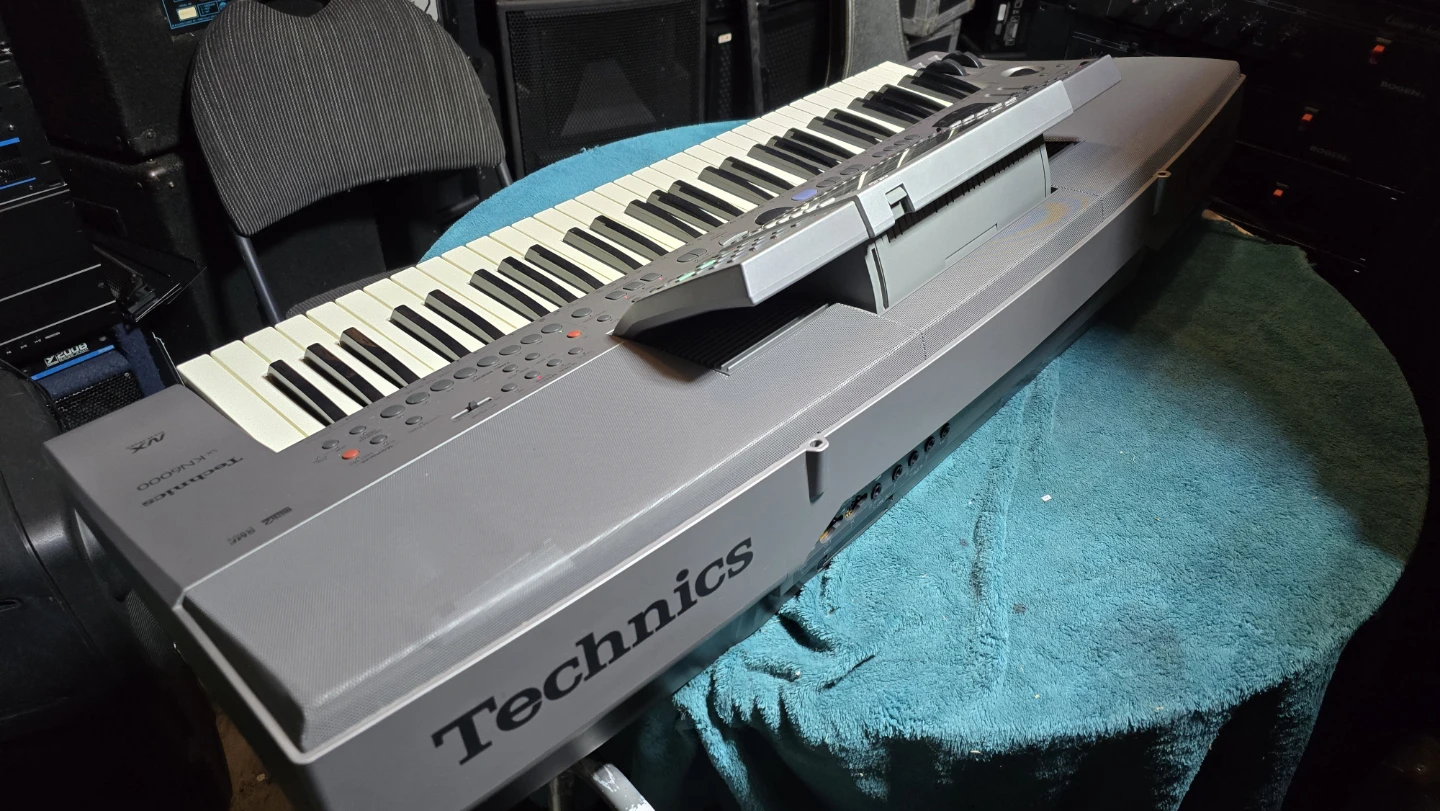 Technics KN6000 Arranger Keyboard - photo 2