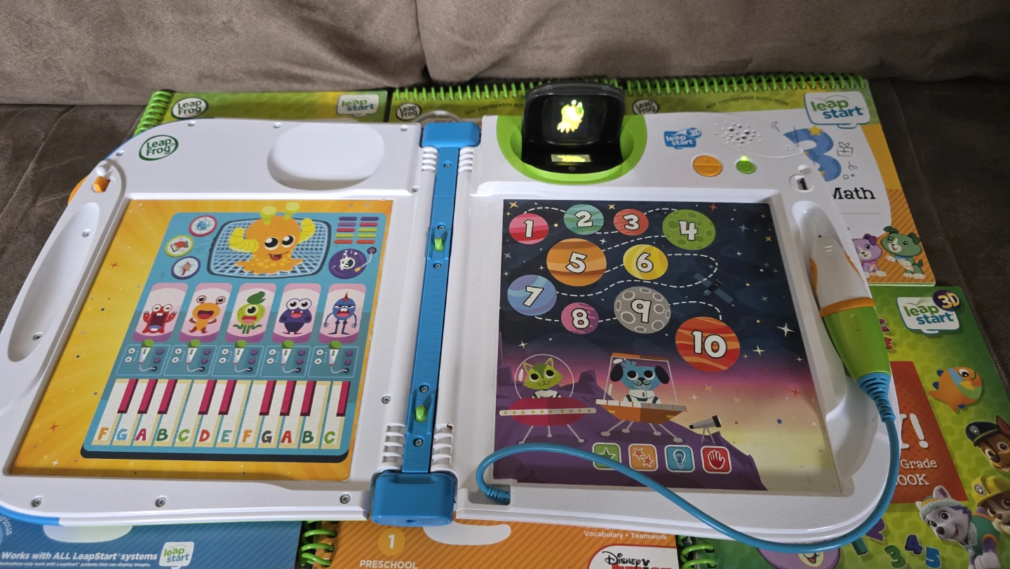 LeapFrog LeapStart 3D Learning System + 6-Book Library - photo 2