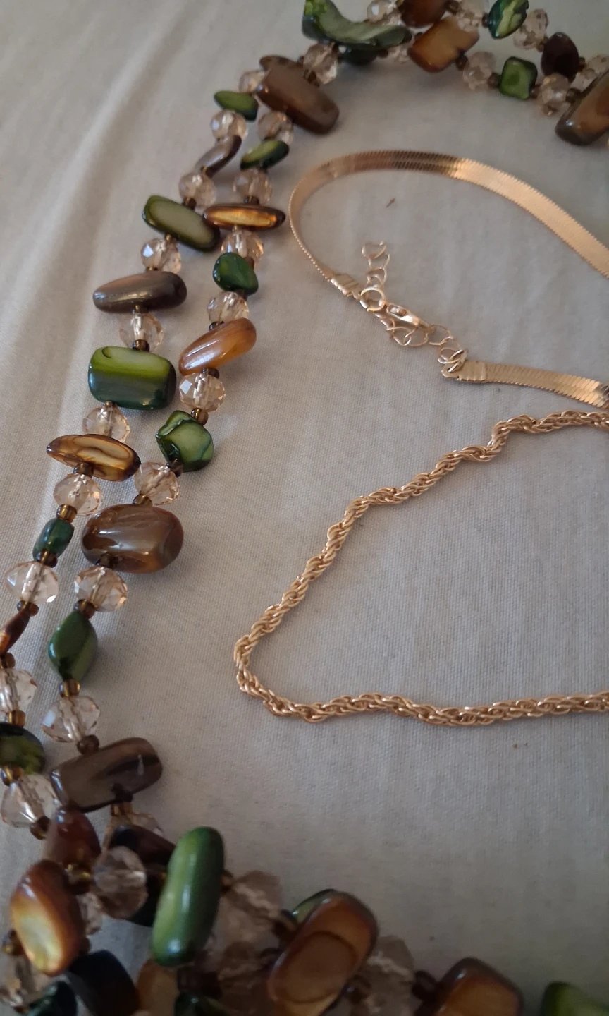 Beaded Necklace and Gold Tone Chain Set - photo 2
