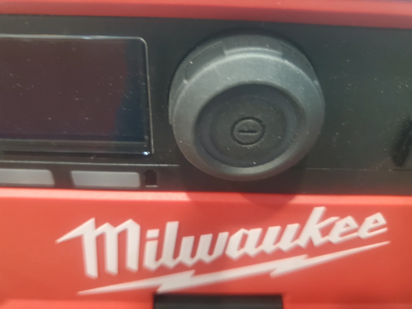 Milwaukee M18 Charger Radio - photo 4