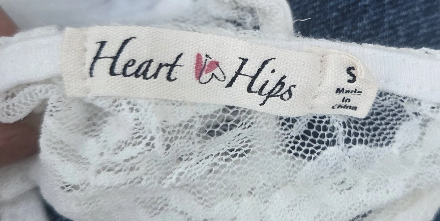 Heart & Hips White Lace Bodysuit - Size S - photo 5