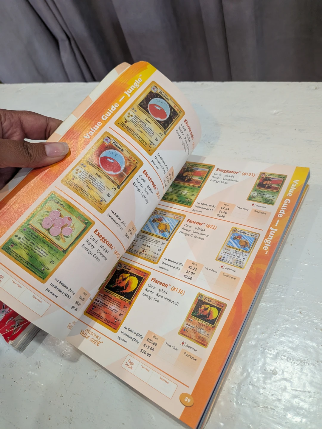 Pokemon Collector's Value Guide & Handbook Lot - photo 4
