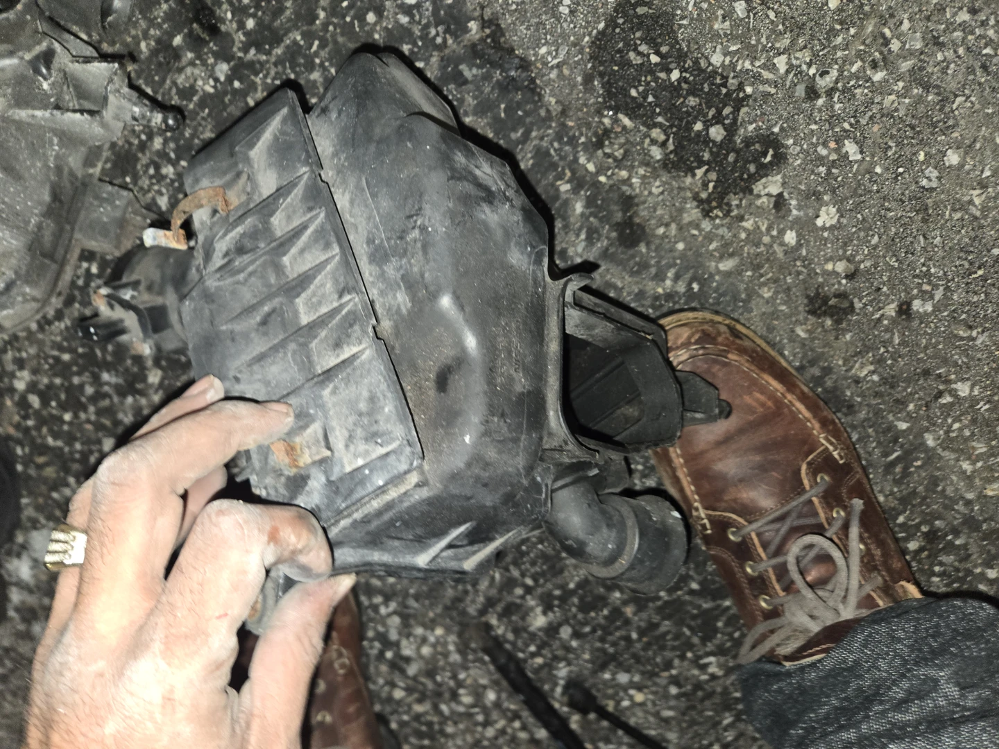 Used Car Air Intake Box infiniti g35x 2008 - photo 3