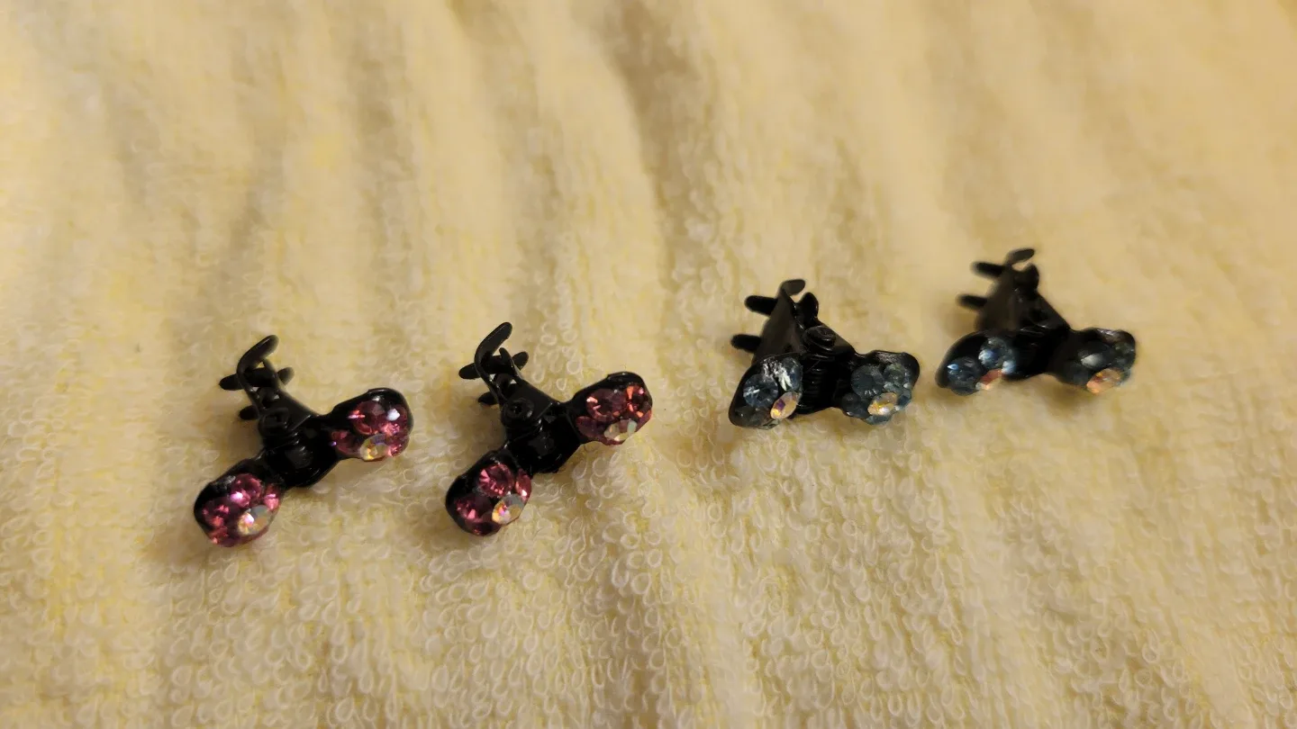 Set of 4 mini hair claw clips with rhinestones - photo 3