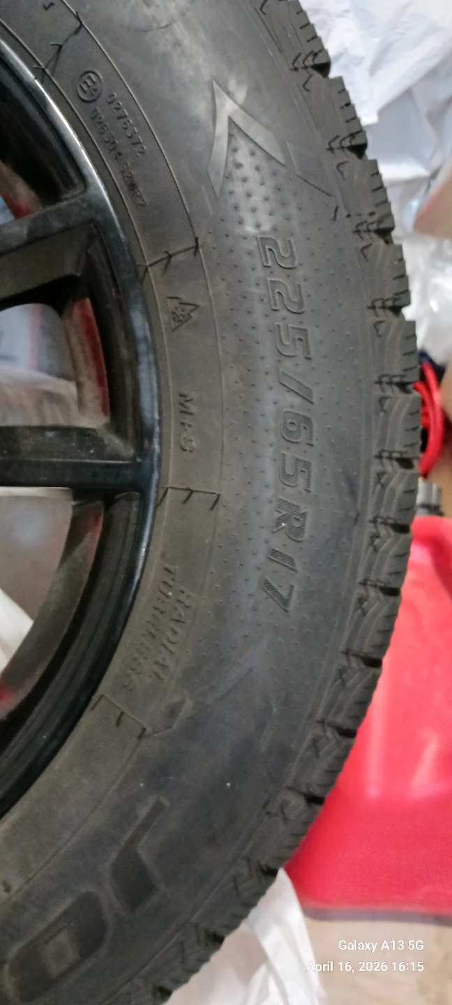 Winter Tire and Rim Set 225/65R17