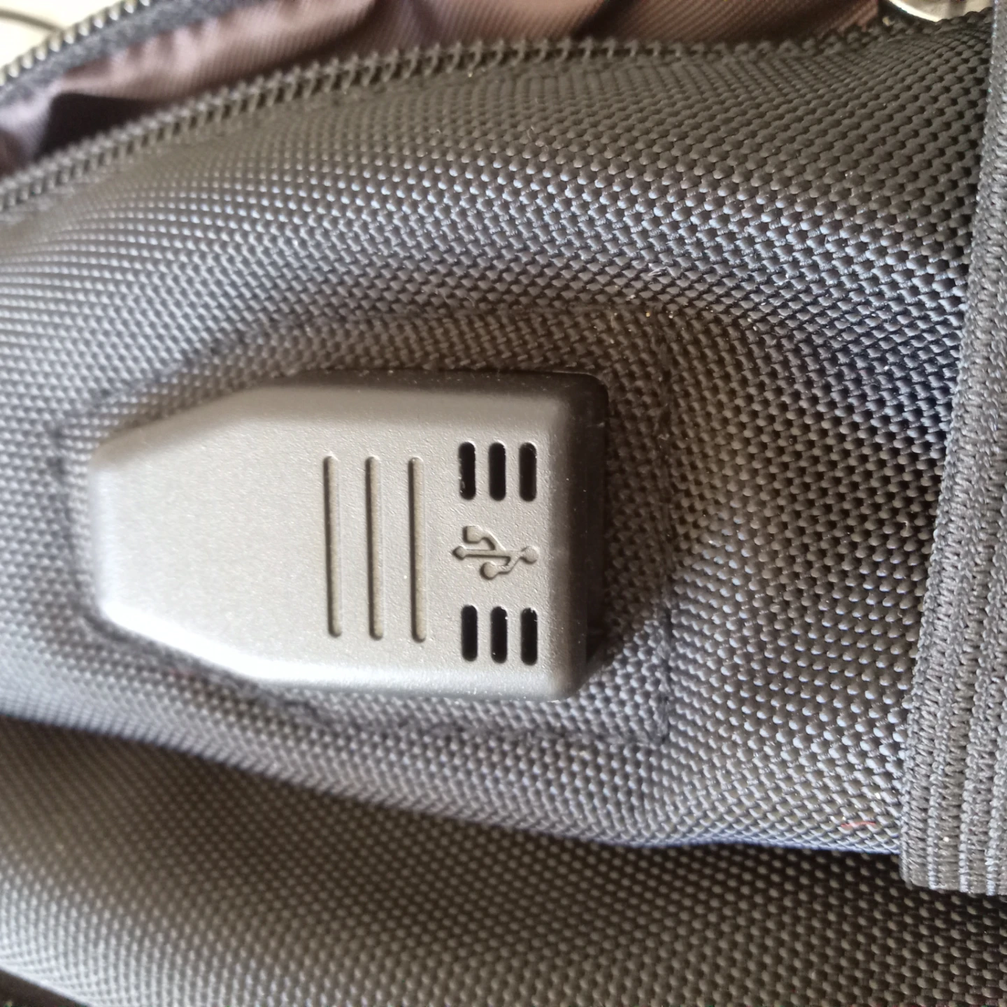 Black Laptop USB Charging Backpack - photo 3