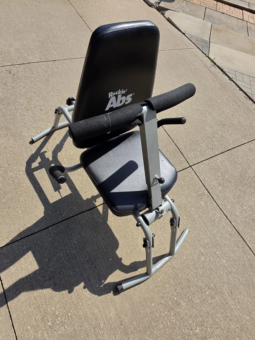 Rockin' Abs Exercise Machine