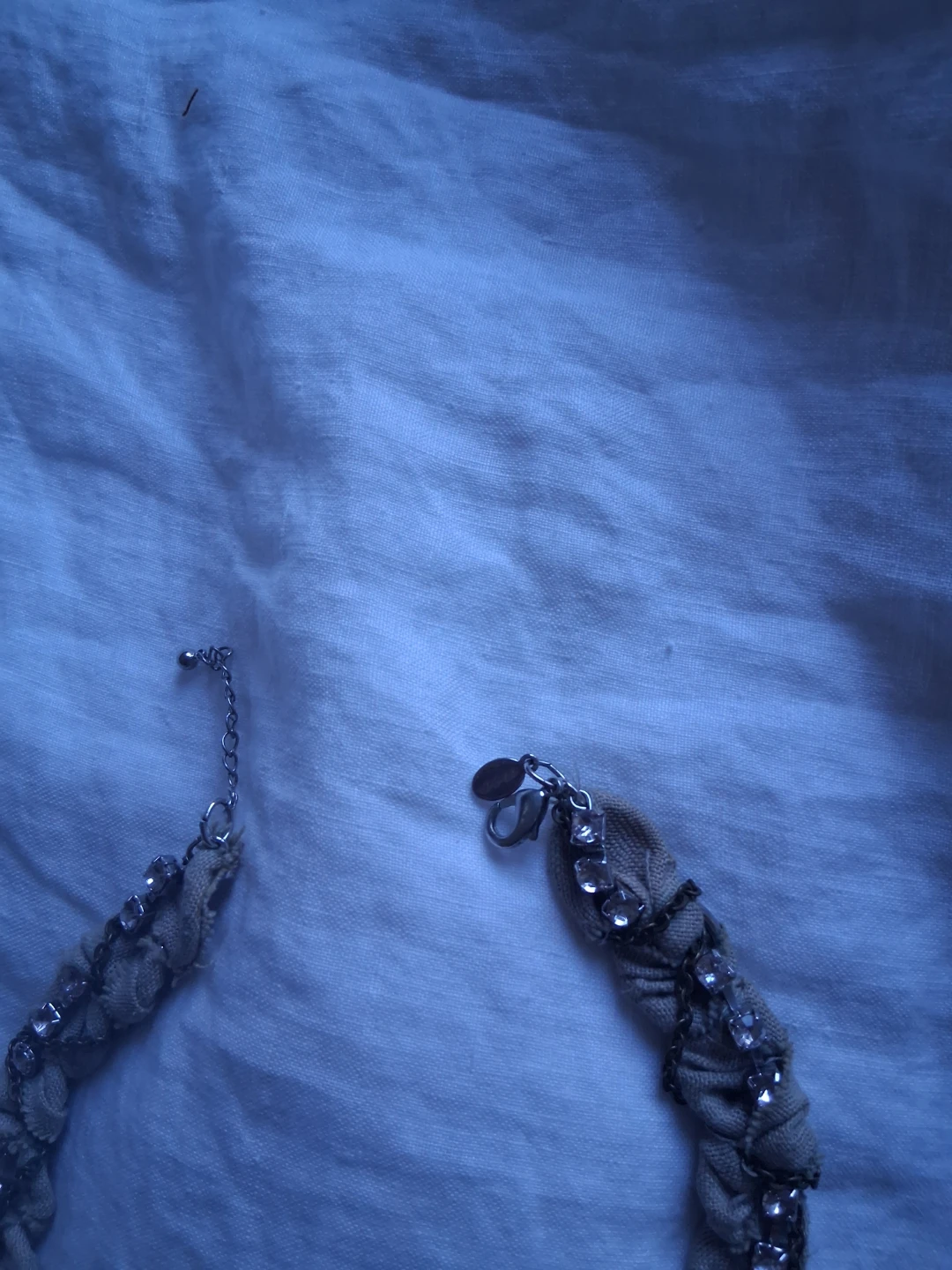 Fabric and rhinestone necklace - photo 3