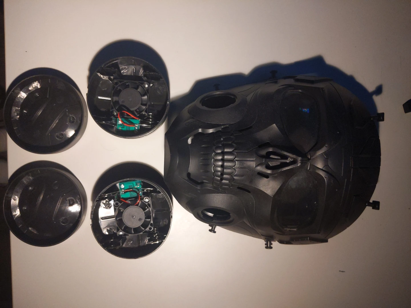 Kids Halloween Black Skull Gas Mask with Fan System - photo 4