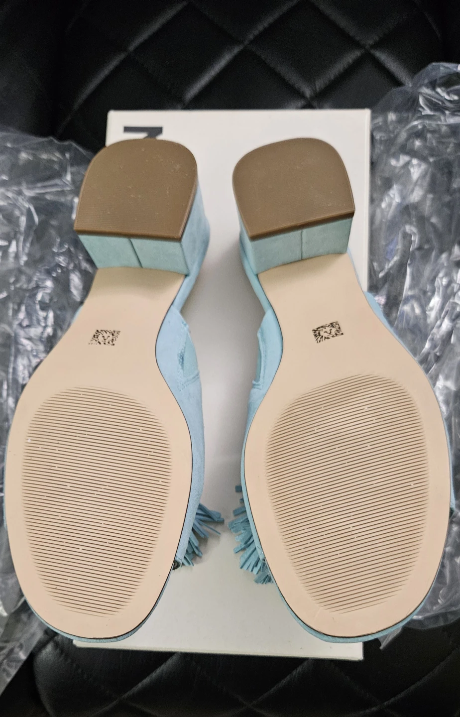 Ann Klein Light Blue Suede Tassel Slide Sandals Size 7.5 - photo 2