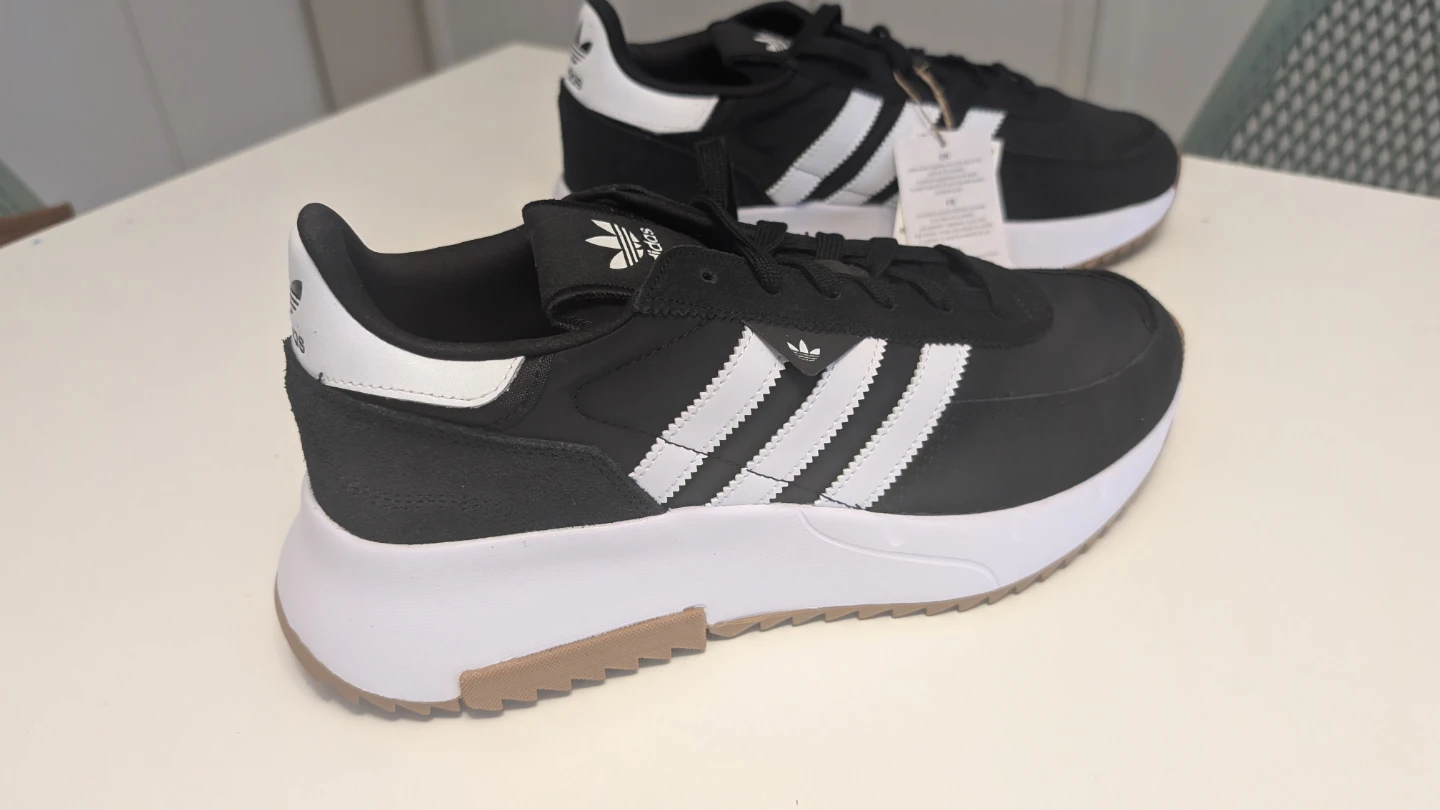 NEW - Adidas Retropy F2 -  Size 10 - photo 3