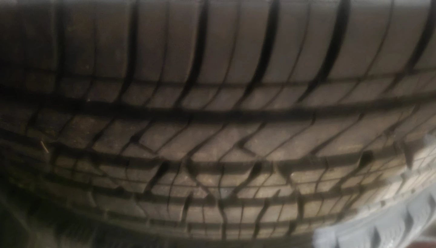 1 New Motomaster Tire PLUS RIM Size 195 55 R15 M+S *DEAL*
