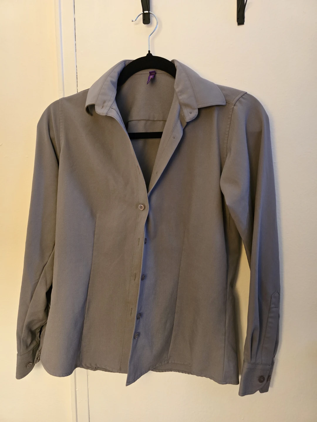Bundle of 3 Women's Blouses - photo 3