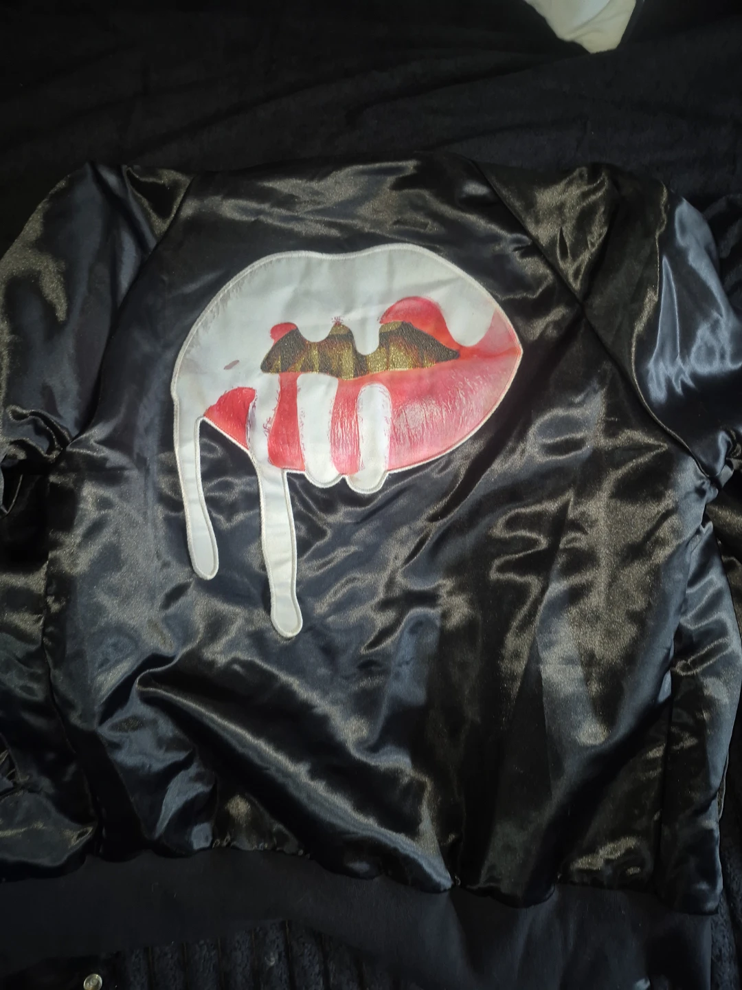 Kylie Black Bomber Jacket with Lip Design Size M - photo 5
