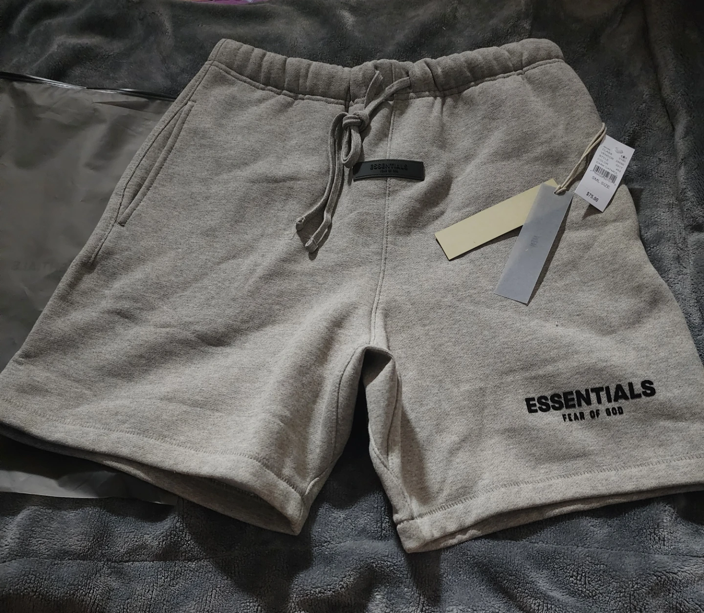 Fear of God Essentials Sweat Shorts - Grey - SML Size - photo 4