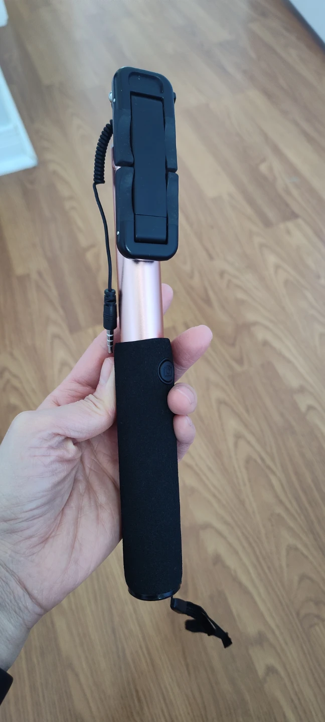 Rose Gold Selfie Stick with Built-in Shutter - photo 2