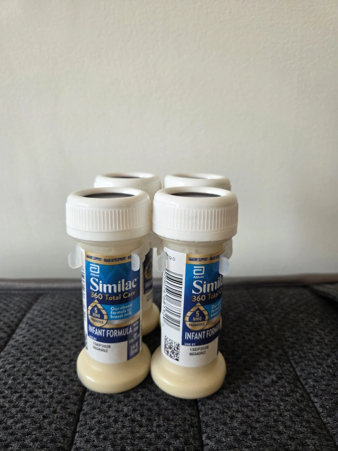 Similac 360 Total Care Infant Formula 40 Bottles w/ nipples