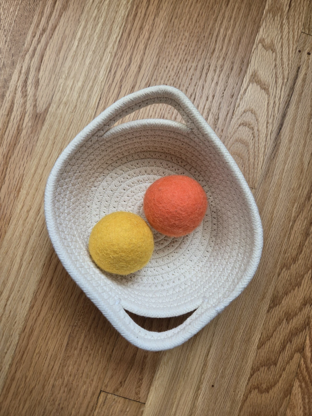 Lovevery Treasure Basket Felt Ball Set Toy Montessori Play