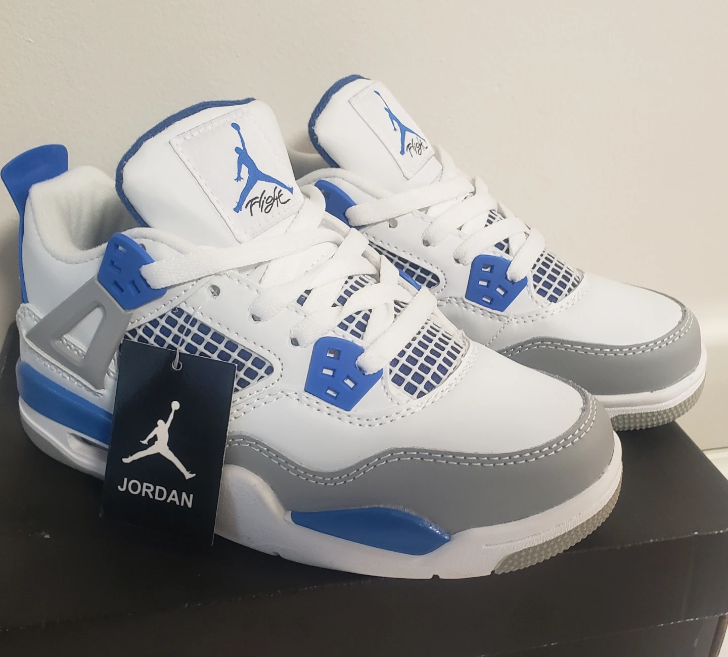 Brand new Jordan 4 Kids Military Blue Size 2Y