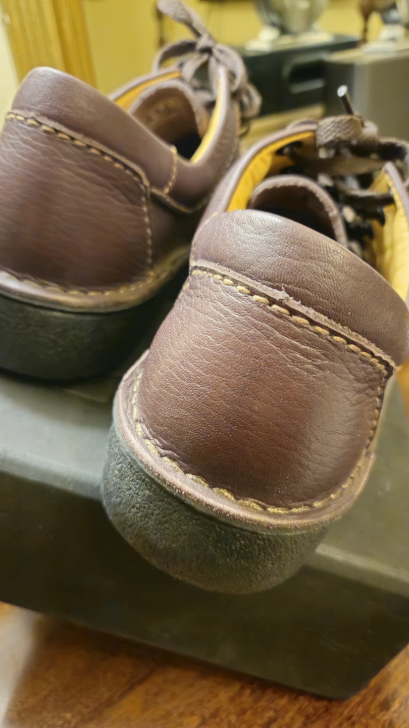 Clarks Men's Brown Leather Lace-Up Shoes - photo 4