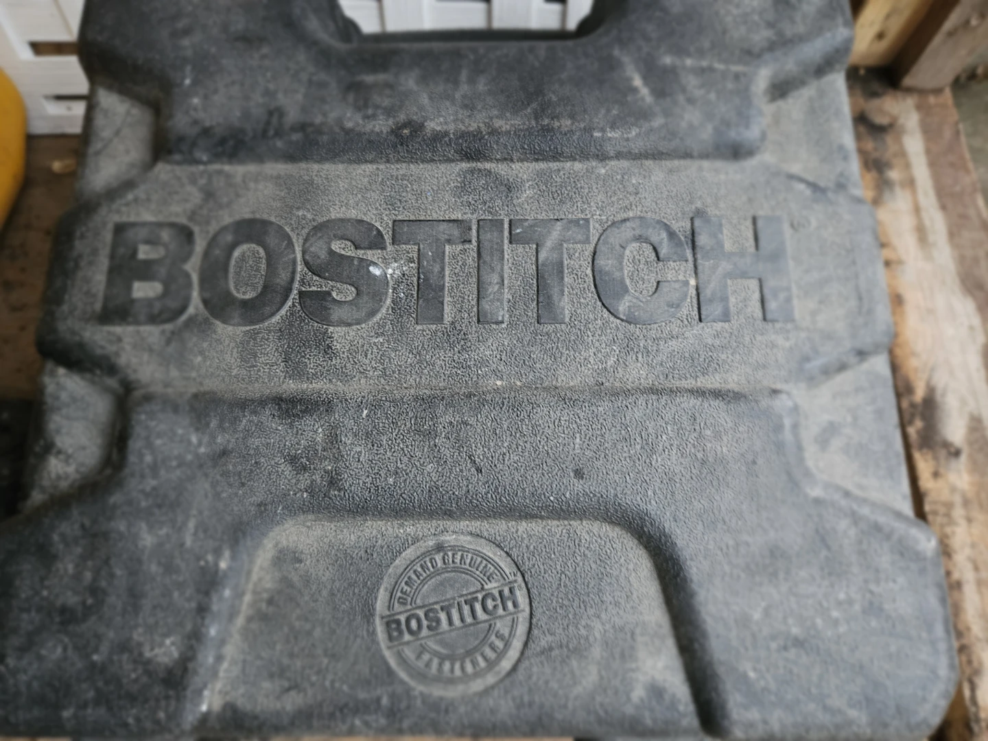 Bostitch N66BC Coil Roofing Nailer - photo 4