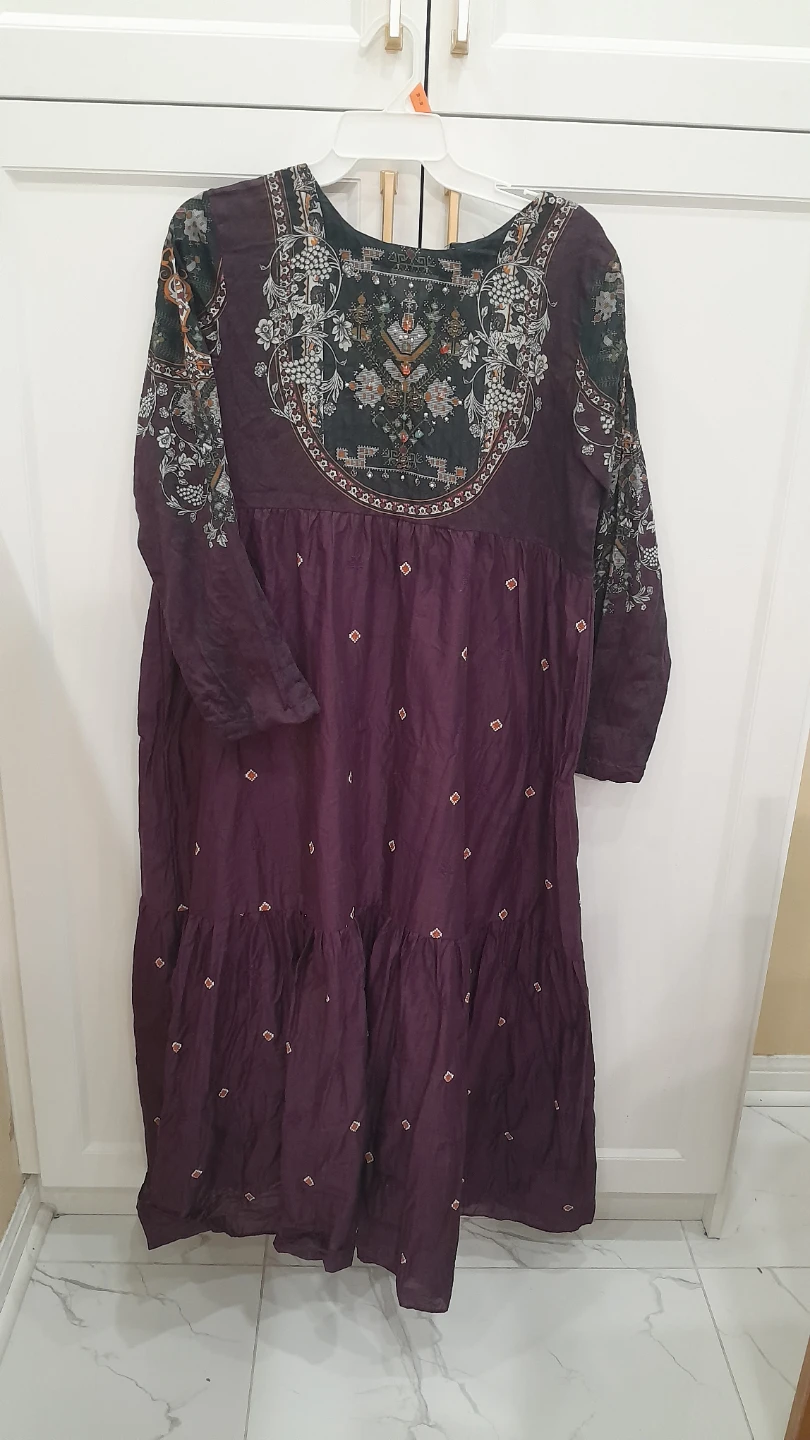 $10 each Khaadi, limelight Sana safinas like new