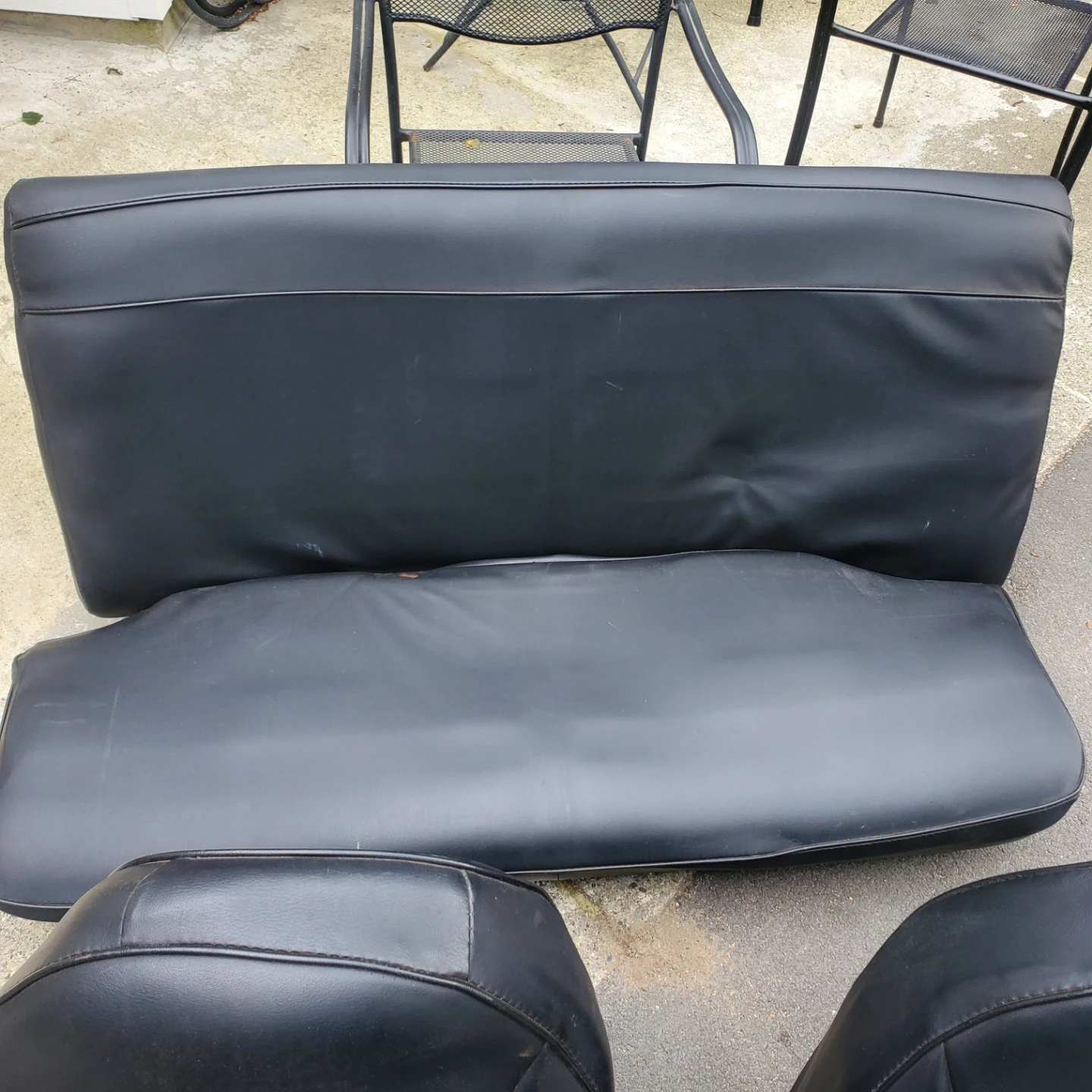 Black Vinyl Bucket Seats and Bench Seat 1980 from Melbourne - photo 2