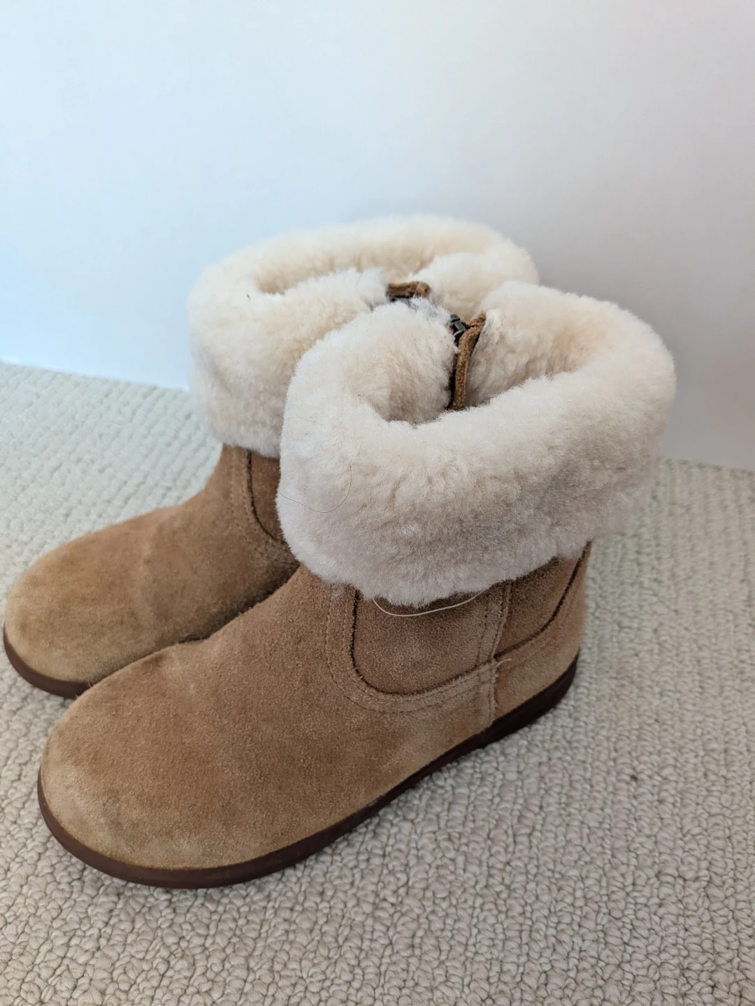 UGG Kids Bailey Bow II Boots Size 12