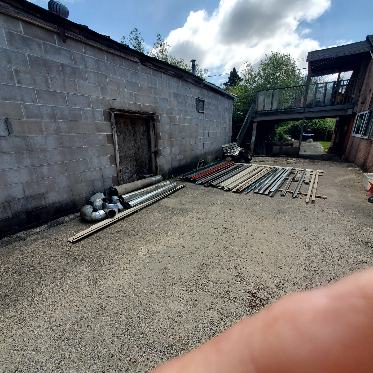 Various metal flashings of various angles. - photo 5