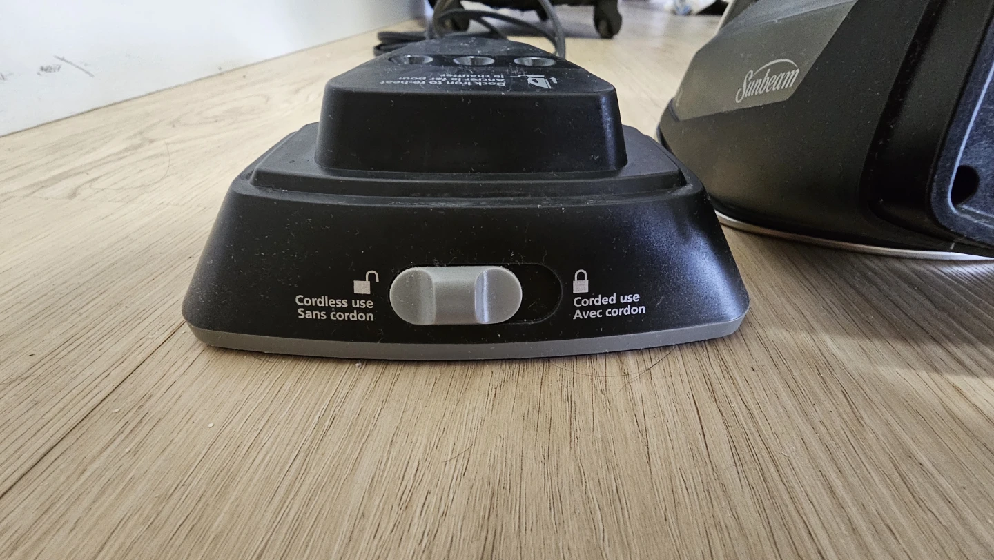 Sunbeam Cordless/Corded Iron - photo 5
