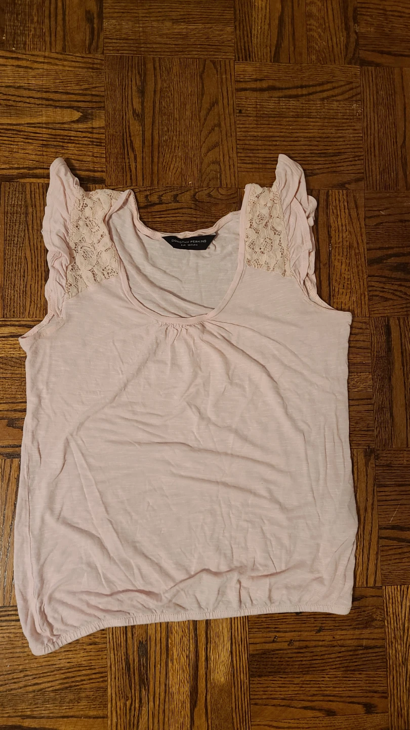 Dorothy Perkins Pink Lace Detail T-Shirt - UK 36 / EU 0