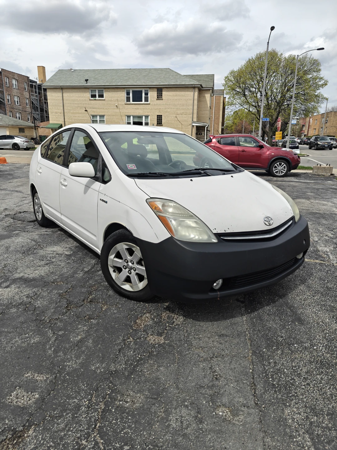 White Toyota Prius - photo 5