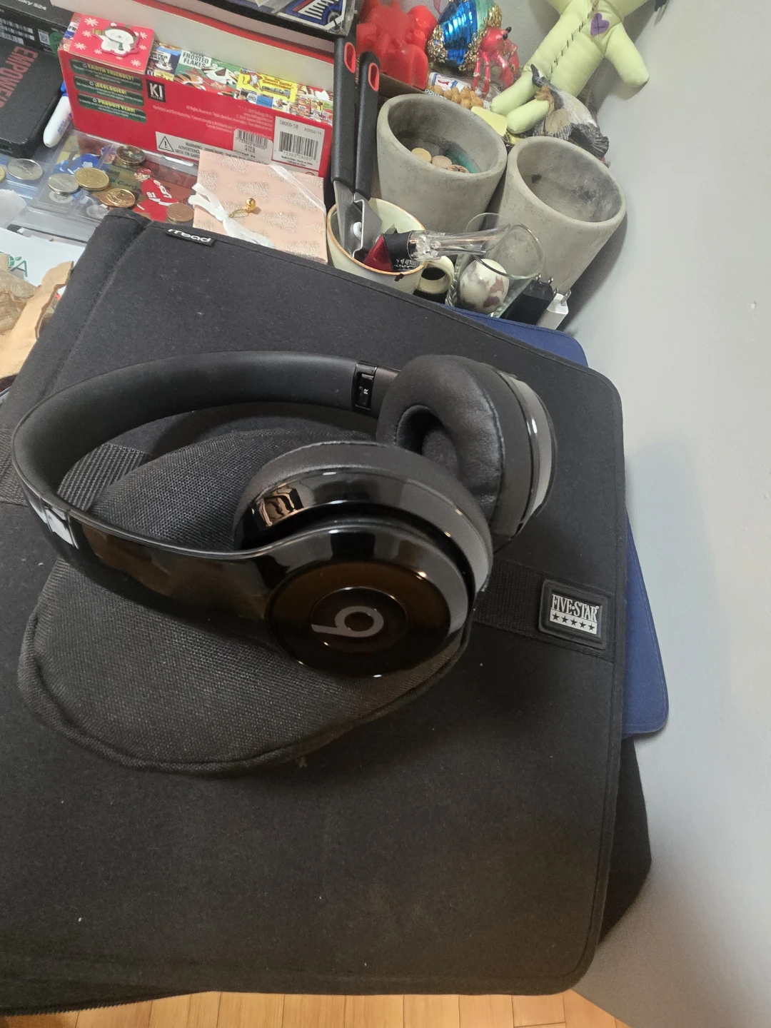 Beatsbydre  Solo3 Wireless Headphones - Black