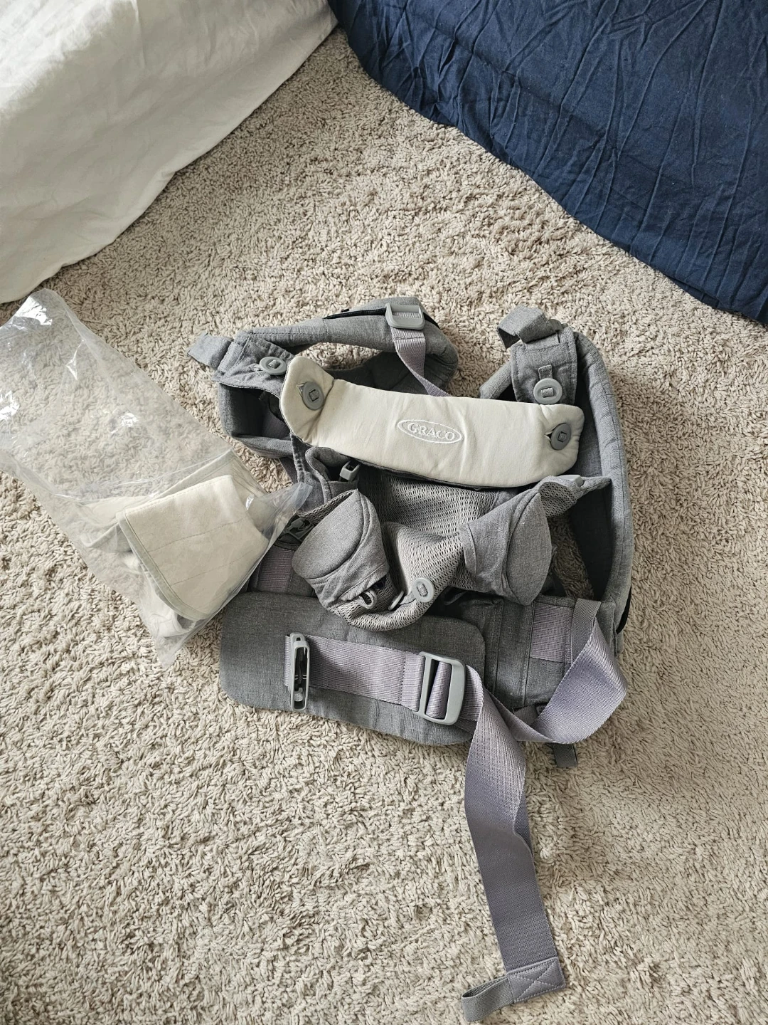 Graco Baby Carrier - photo 2