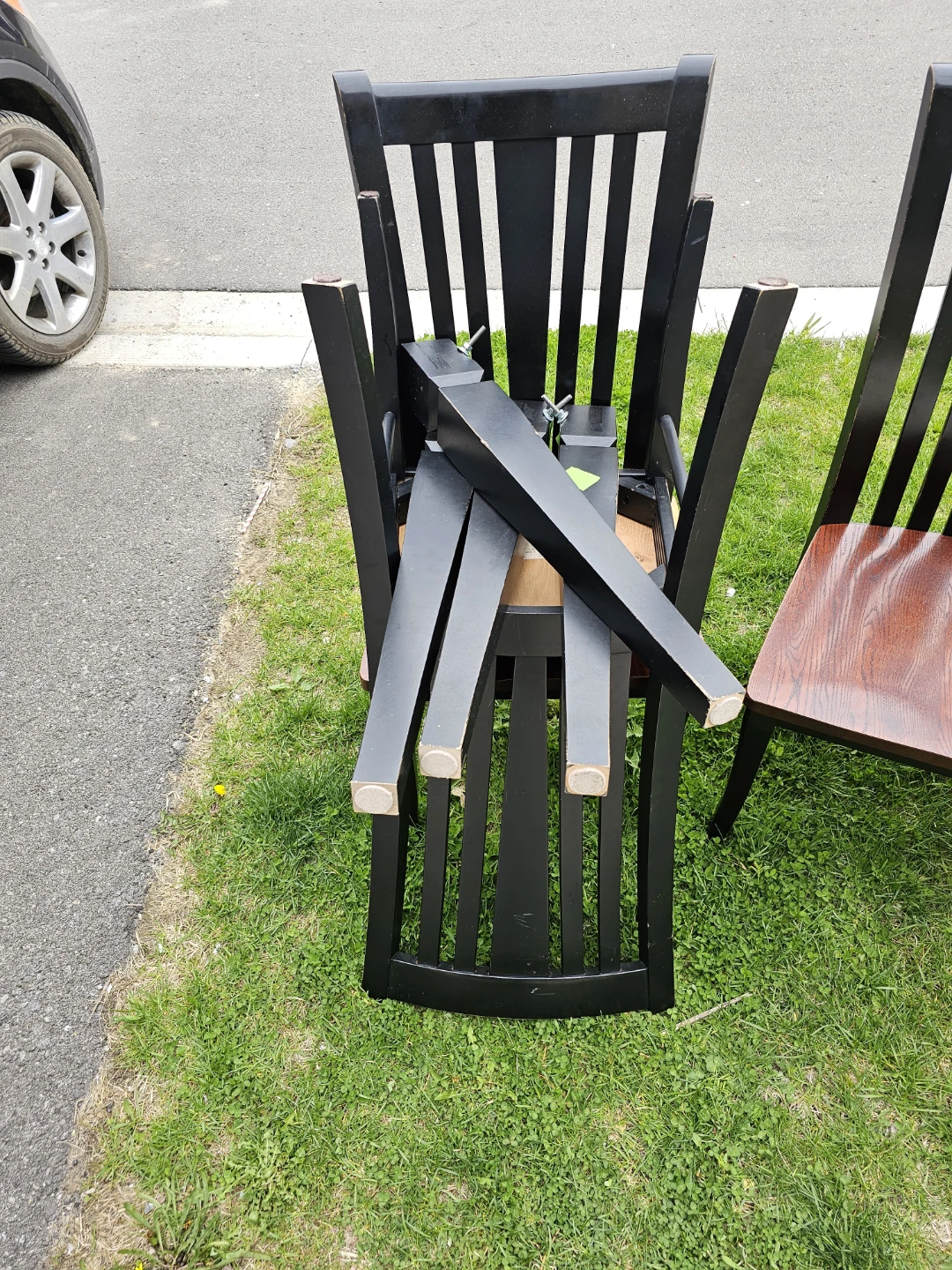 Beautiful Two-Tone Oak Dining Set with Extension Leaf - photo 5
