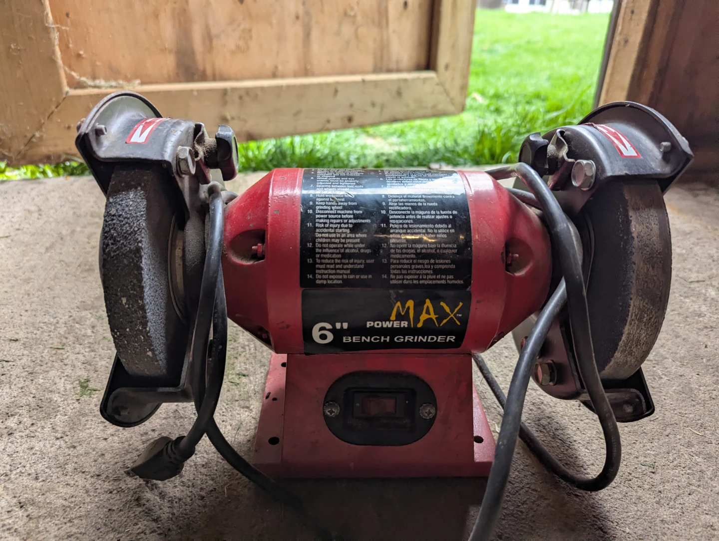 PowerMax 6" Bench Grinder - photo 3