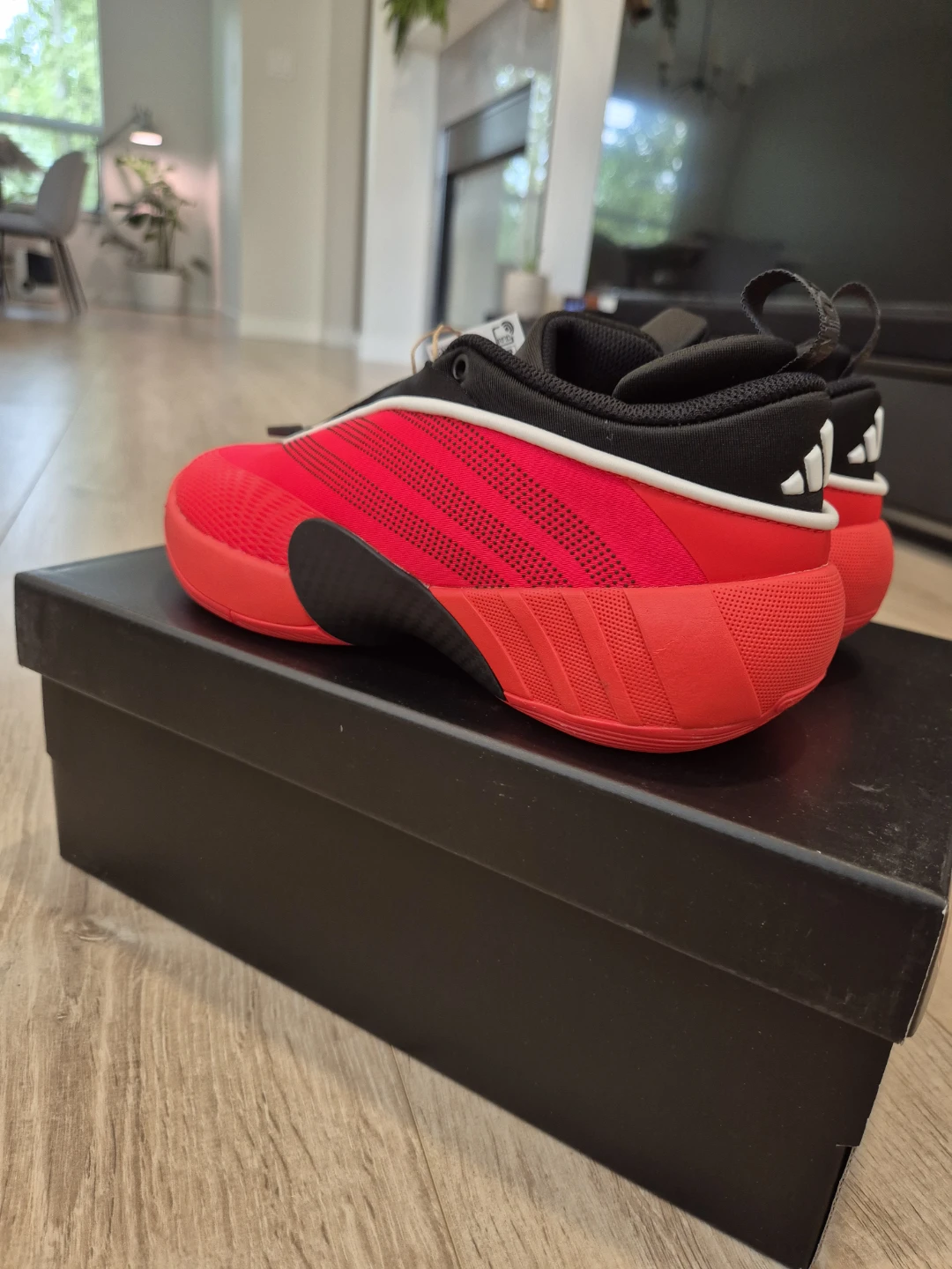 Adidas D.O.N. Issue 7 Kid's shoes Size 3.5 - photo 3