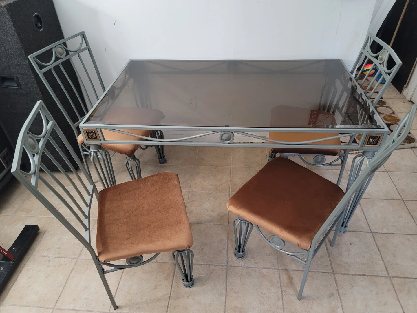Dining Table and Chairs... Glass top.