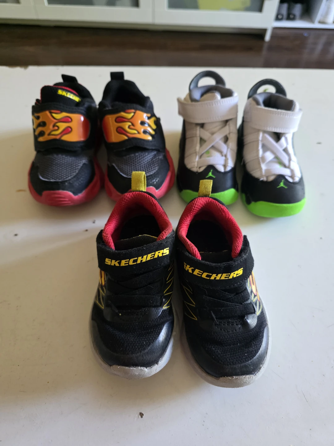 Skechers/Jordan Toddler Shoes Size 5