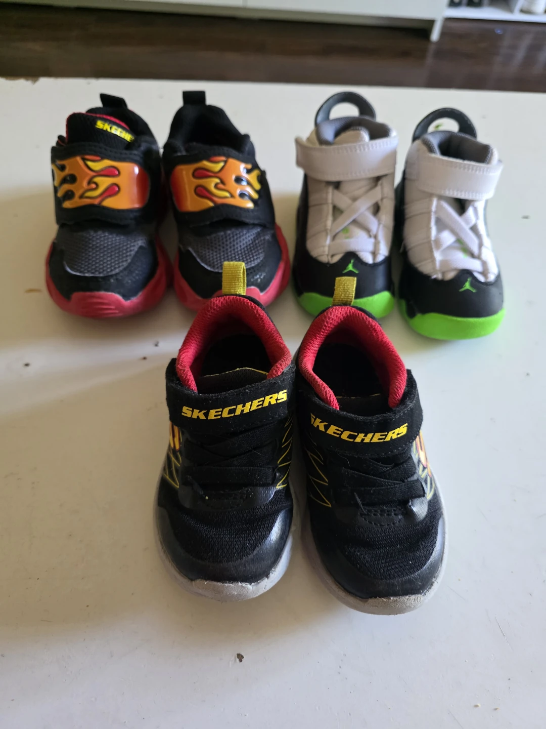 Skechers/Jordan Toddler Shoes Size 5 - photo 2