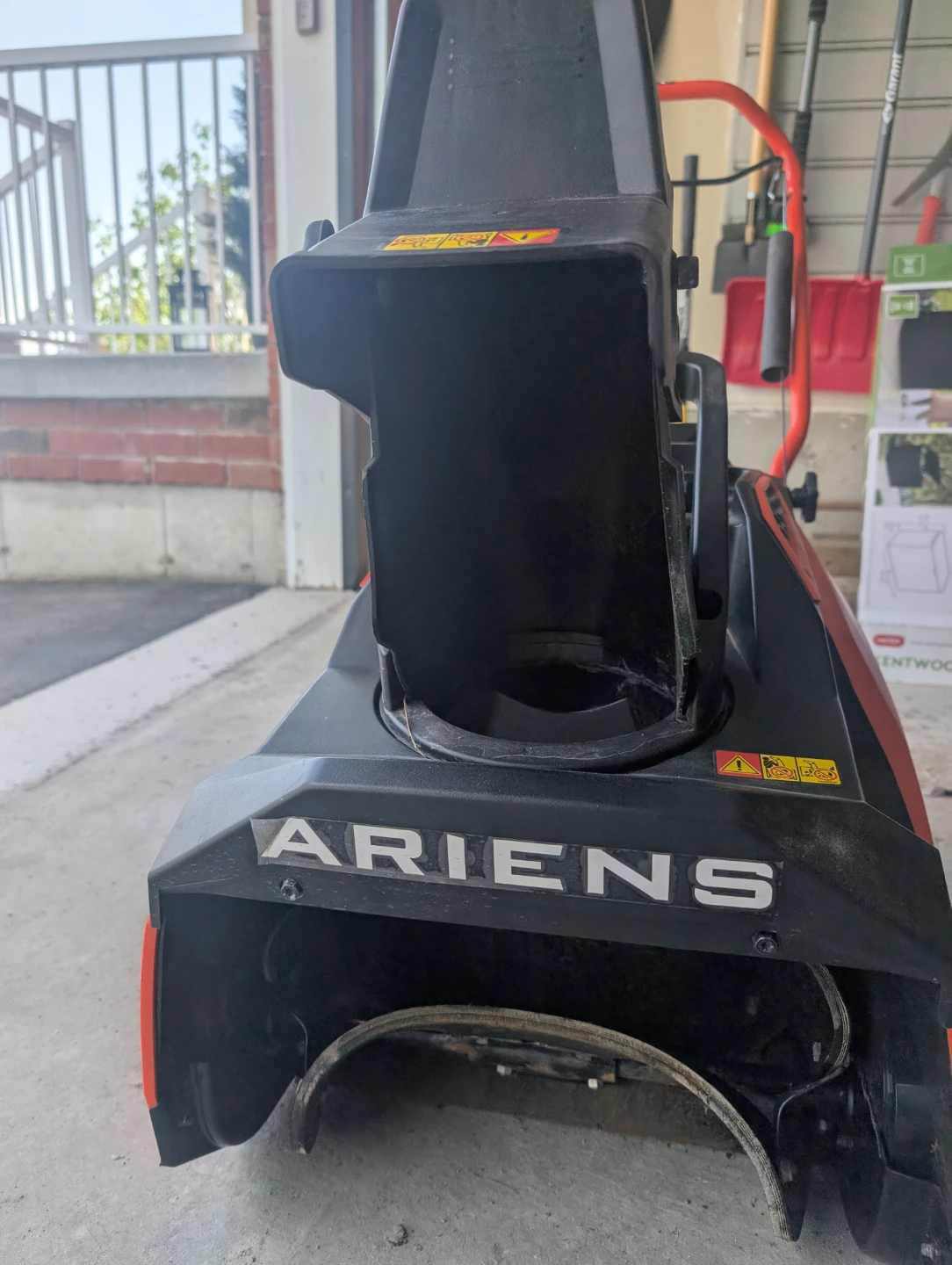 Ariens Snowblower - photo 3