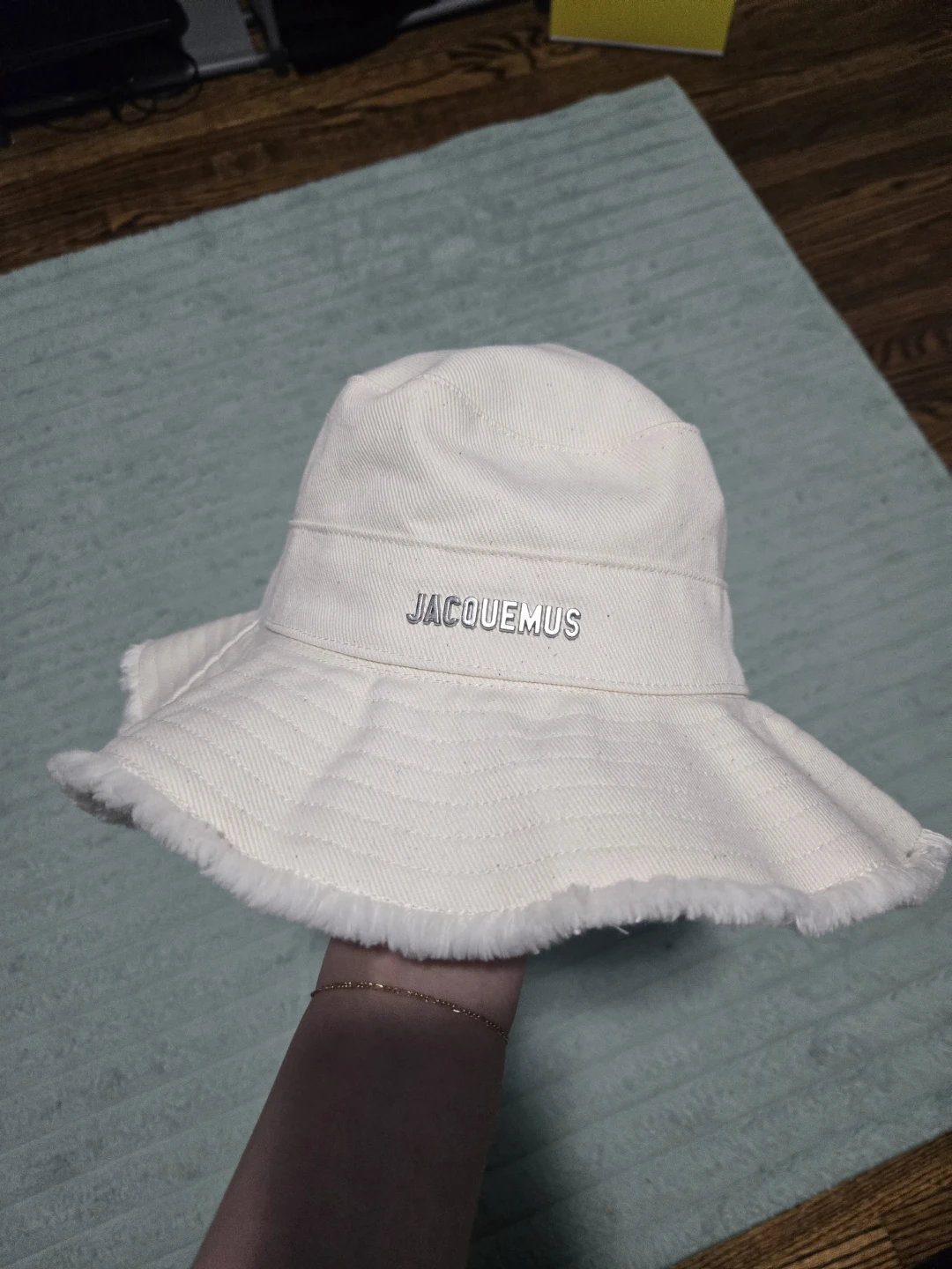 Jacquemus 'Le bob Artichaut' Bucket Hat Size 56 - photo 2