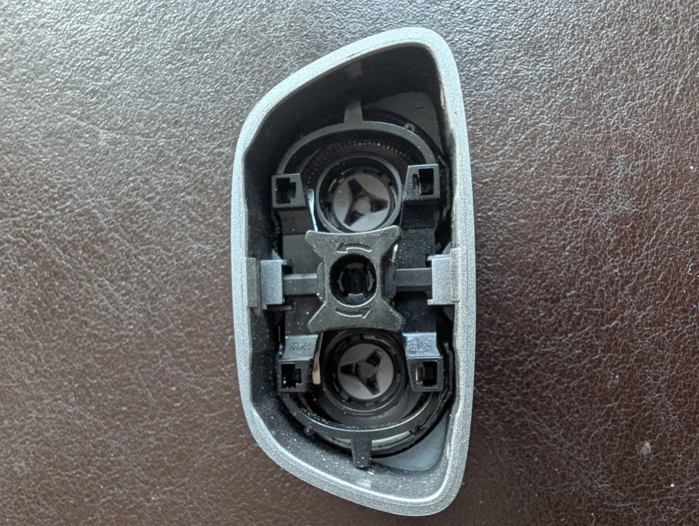Philips PQ888 Rechargeable Shaver - photo 5