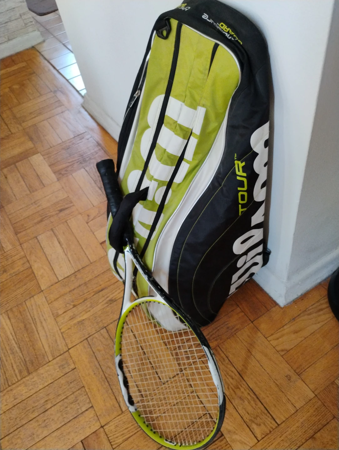 Wilson Tennis Racket Bag with Tennis Racket - photo 3