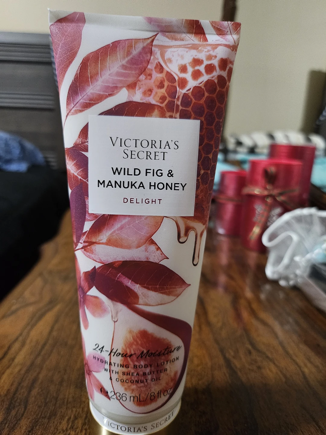 Victoria's Secret Wild Fig & Manuka Honey Hydrating Body Lotion