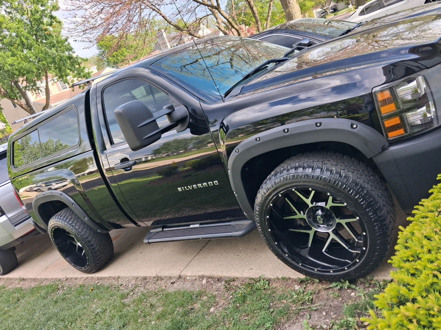 Black Chevrolet Silverado Truck with Cap - photo 5