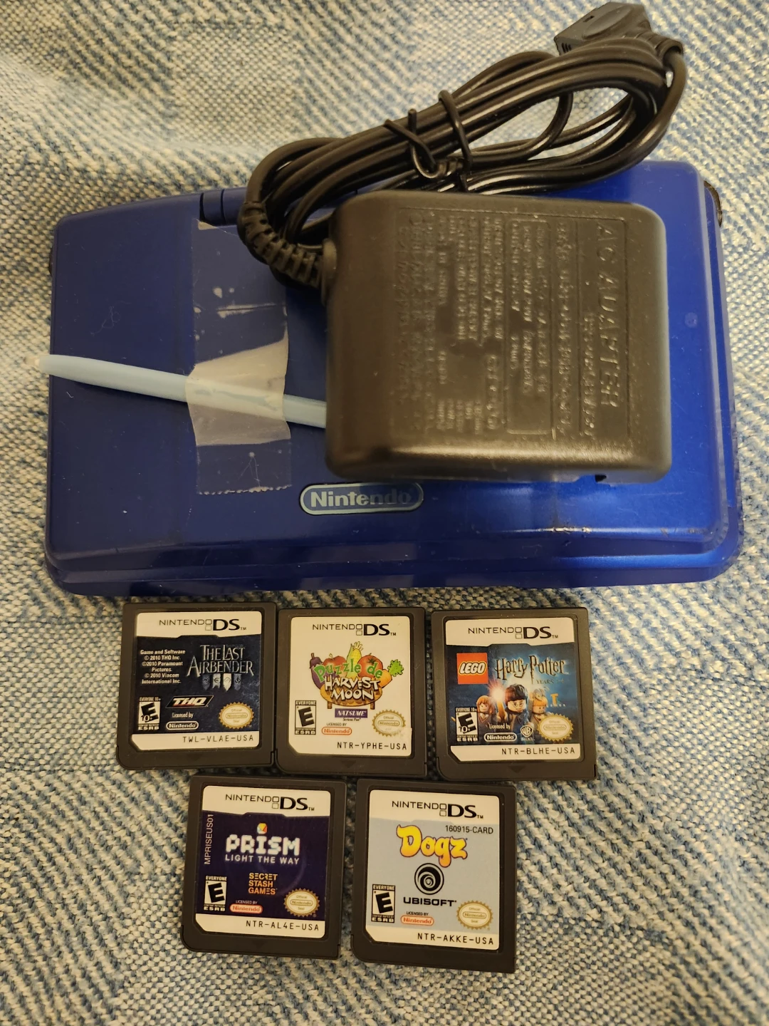 Nintendo DS Lite (Blue) with 5 Games and Charger